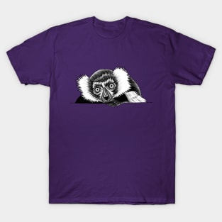 Ruffed lemur - ink illustration T-Shirt